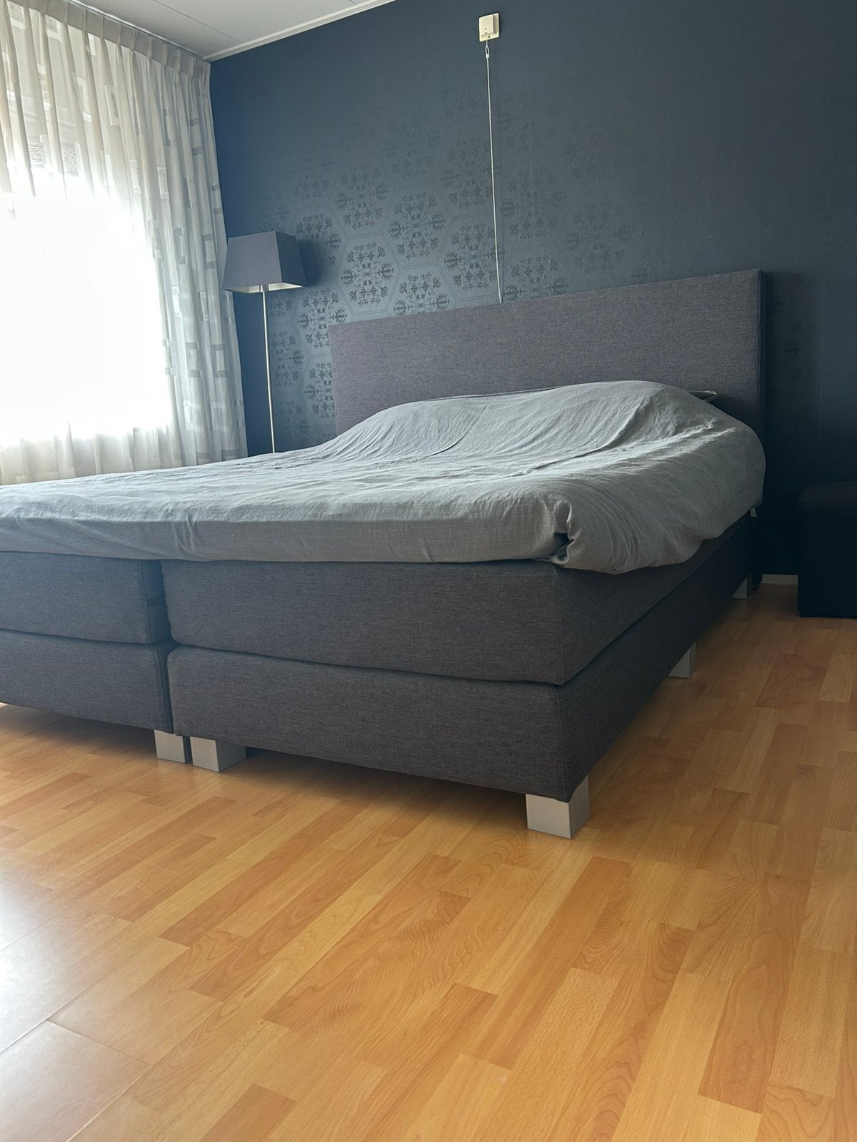 Tweepersoons boxspring 200x180 cm - Grijs, Ophalen, Gebruikt, Tweepersoons, 180 cm