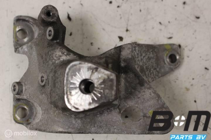 Console voormotorsteun links Audi RS5 Coupe 8K0199307AN, Gebruikt
