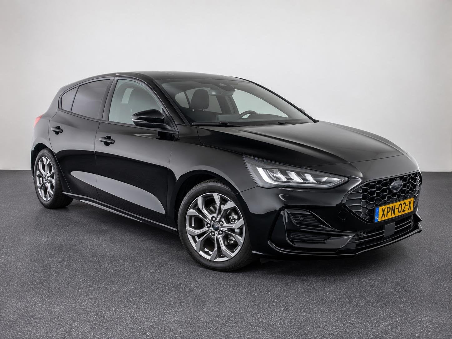 Ford Focus 1.0 EcoBoost Hybrid 155pk Automaat ST Line Naviga, Stof, 1337 kg, Zwart, Bedrijf