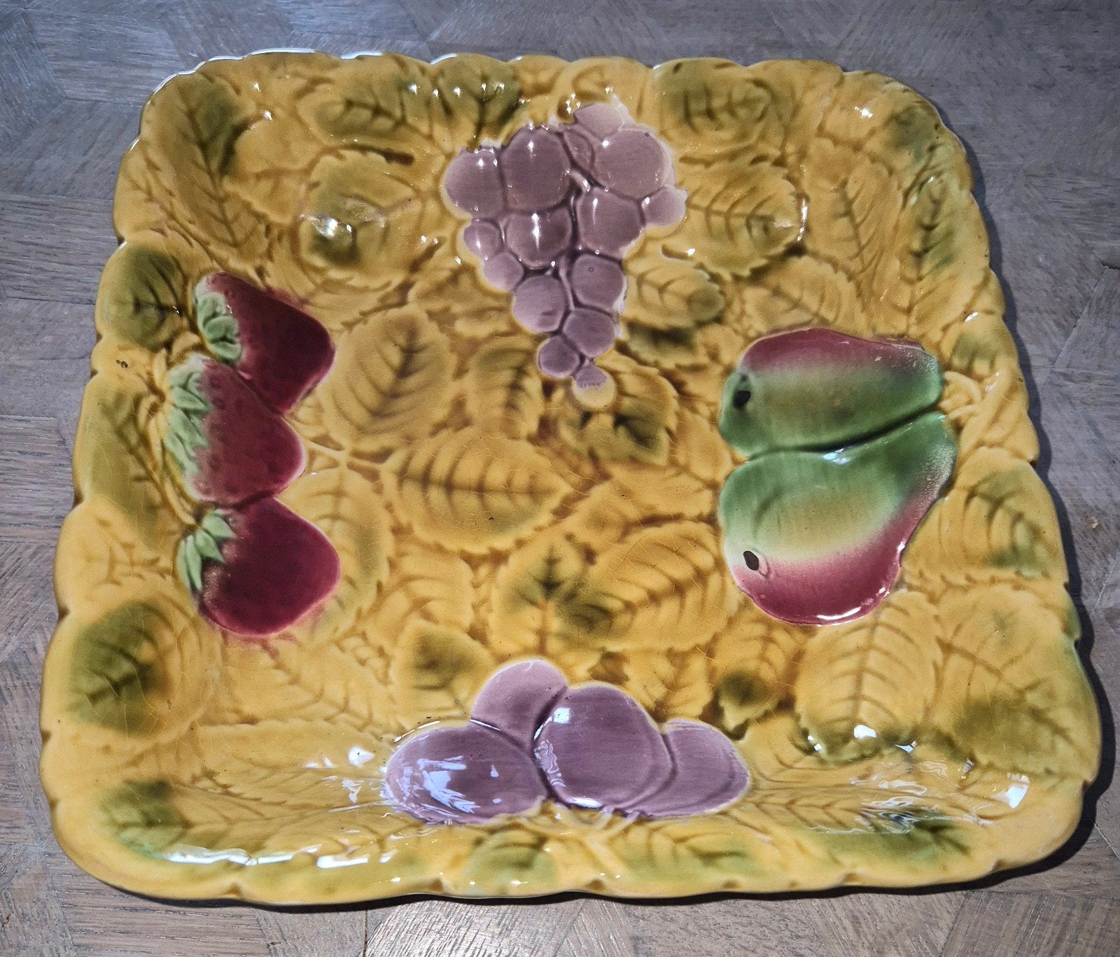 Vintage Vierkante Fruitschaal van sarreguemines Frankrijk, Ophalen of Verzenden