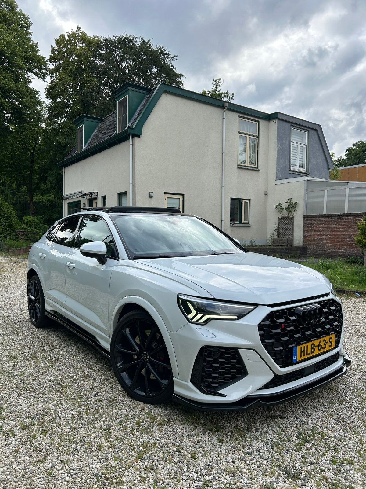 Audi RSQ3 Sportback TFSI RS | RS-Zetel | Pano | B&O | 360, Auto's, Automaat, Zwart, 1675 kg, Wit