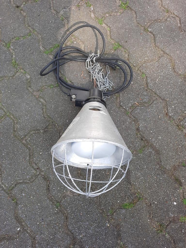 Tekoop warmtelamp, Dieren en Toebehoren, Pluimvee | Toebehoren, Ophalen, Gebruikt, Overige typen