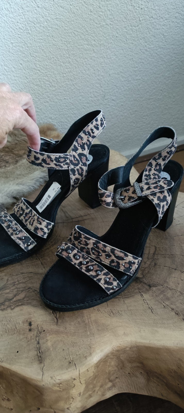 PS Poelman Sandalen met luipaardprint en studs - Maat 40, Poelman, Ophalen of Verzenden, Nieuw