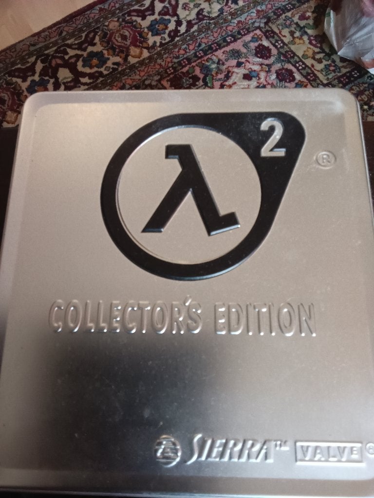 Half Life 2 Collector's Edition.  Metalen doos, Shooter, 1 speler, Ophalen of Verzenden, Zo goed als nieuw