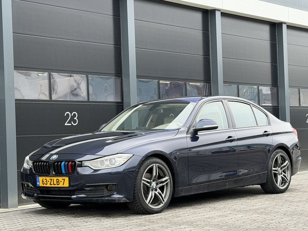 BMW 3-serie 320d Leer Navi Xenon PDC (bj 2013, automaat), Auto's, Automaat, 745 kg, Achterwielaandrijving, 1995 cc