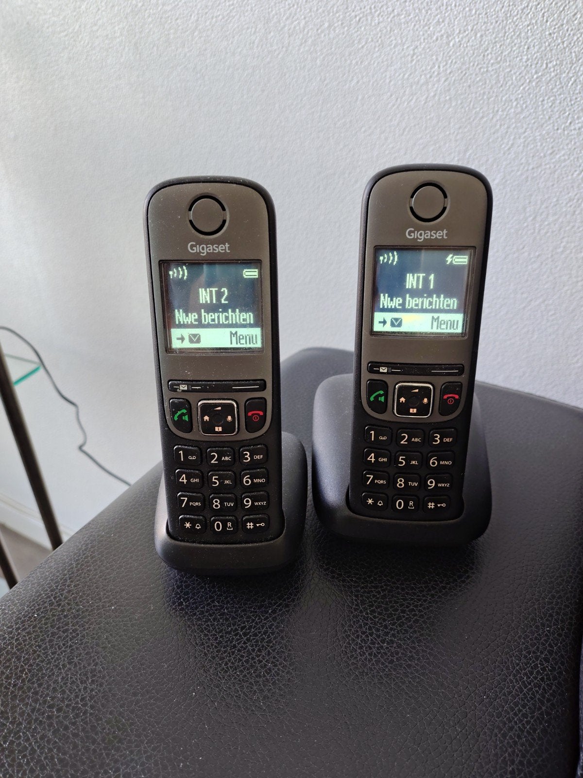 Gigaset A705H Draadloze Telefoons (Set van 2), Telecommunicatie, Vaste telefoons | Handsets en Draadloos, Ophalen of Verzenden