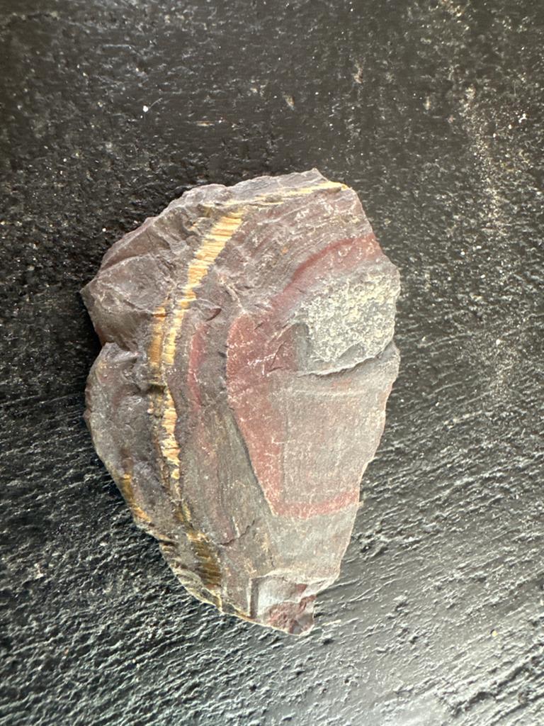 Tijgeroog en Hematiet mineraal, Sieraden, Tassen en Uiterlijk, Edelstenen, Ophalen of Verzenden, Zo goed als nieuw