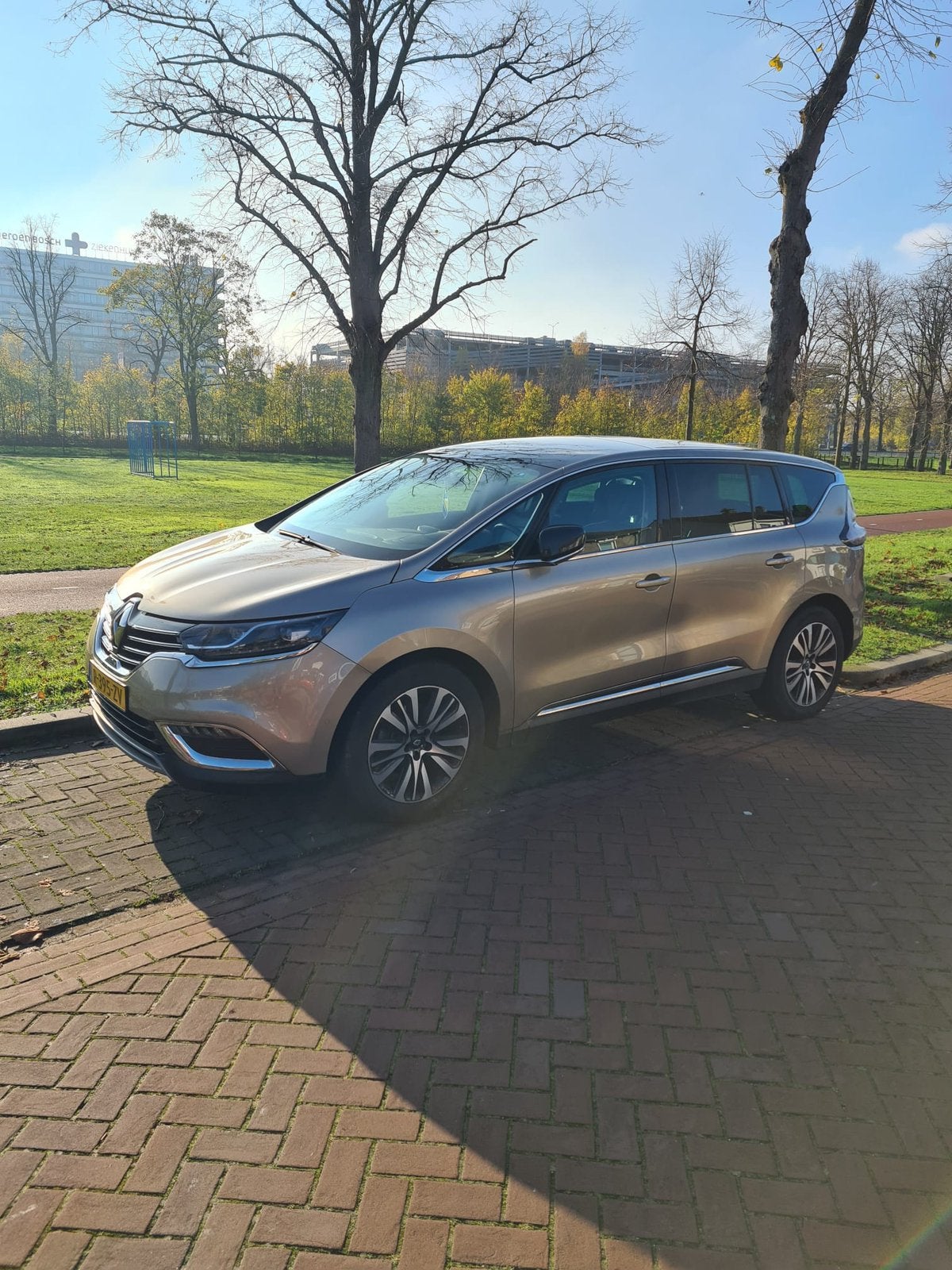 Renault Espace 1.6 TCE 147KW AUT 2016 Bruin, Auto's, Renault, 1618 cc, Zwart, 4 cilinders, 7 stoelen