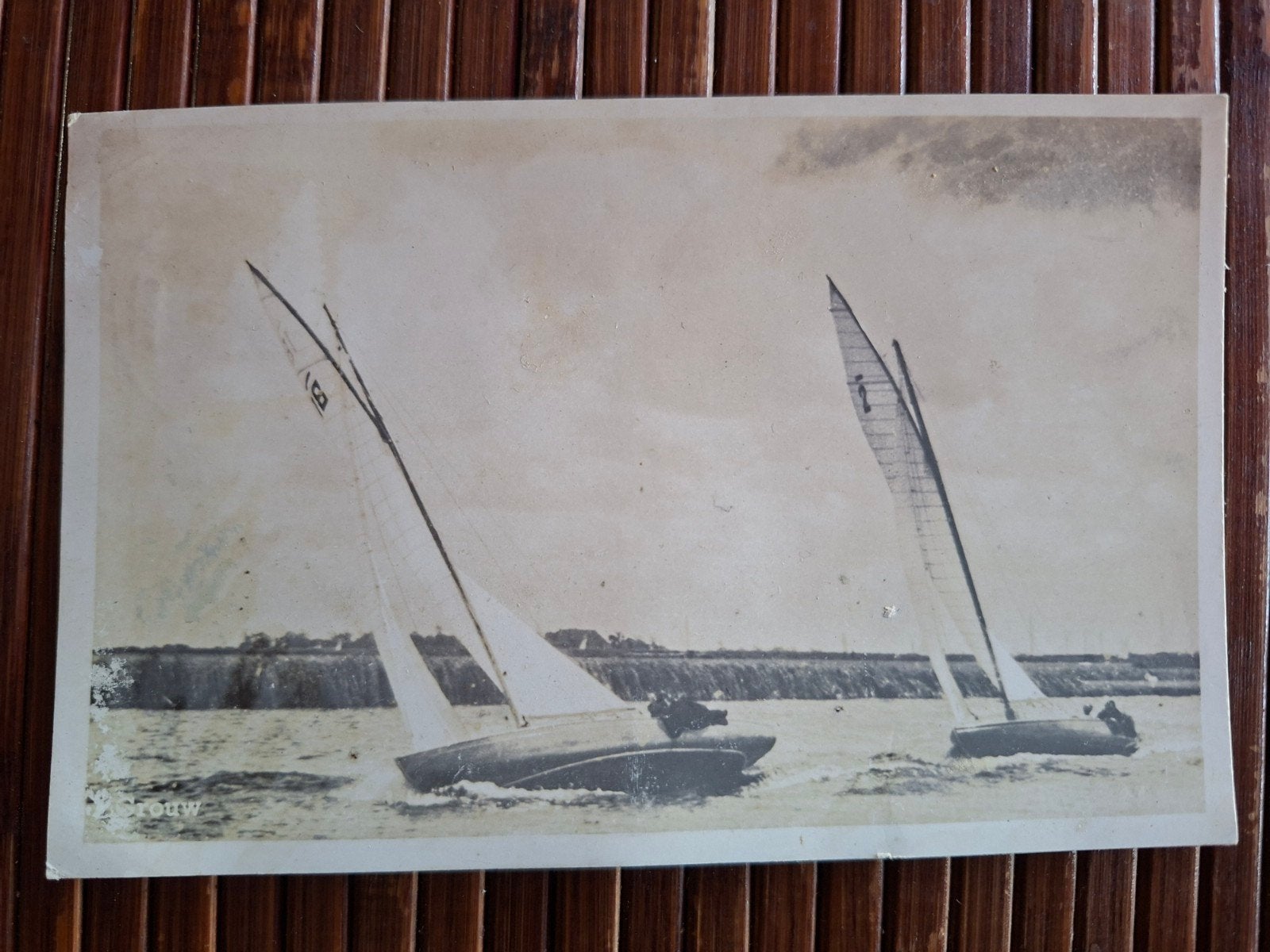 Oude ansichtkaart zeilwedstrijd Grouw, Friesland (1930s), Ophalen of Verzenden