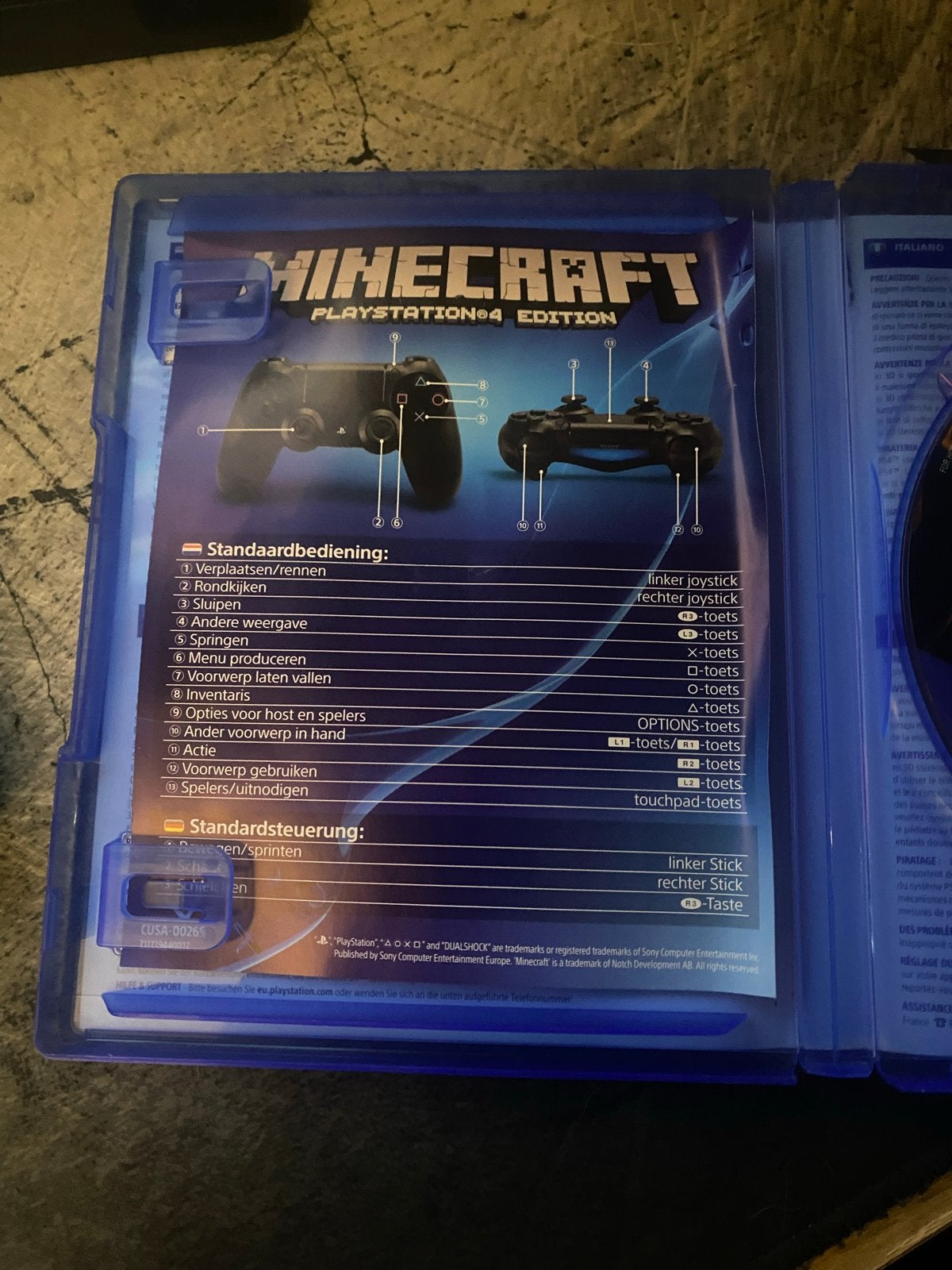 Foto 4 van Minecraft PlayStation 4 Edition - Zo goed als nieuw