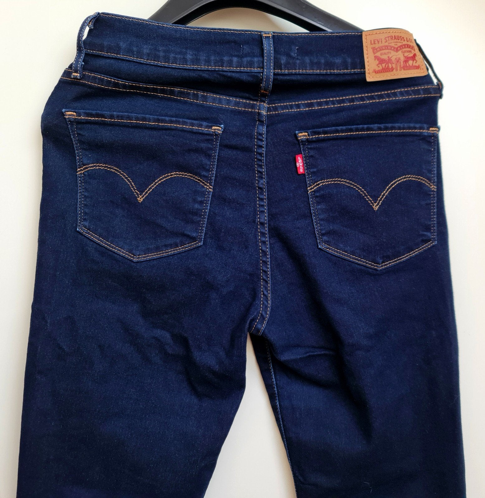Levis 724 High Rise STRAIGHT dames jeans maat 28 (S), Ophalen, Blauw, Zo goed als nieuw, W28 - W29 (confectie 36)