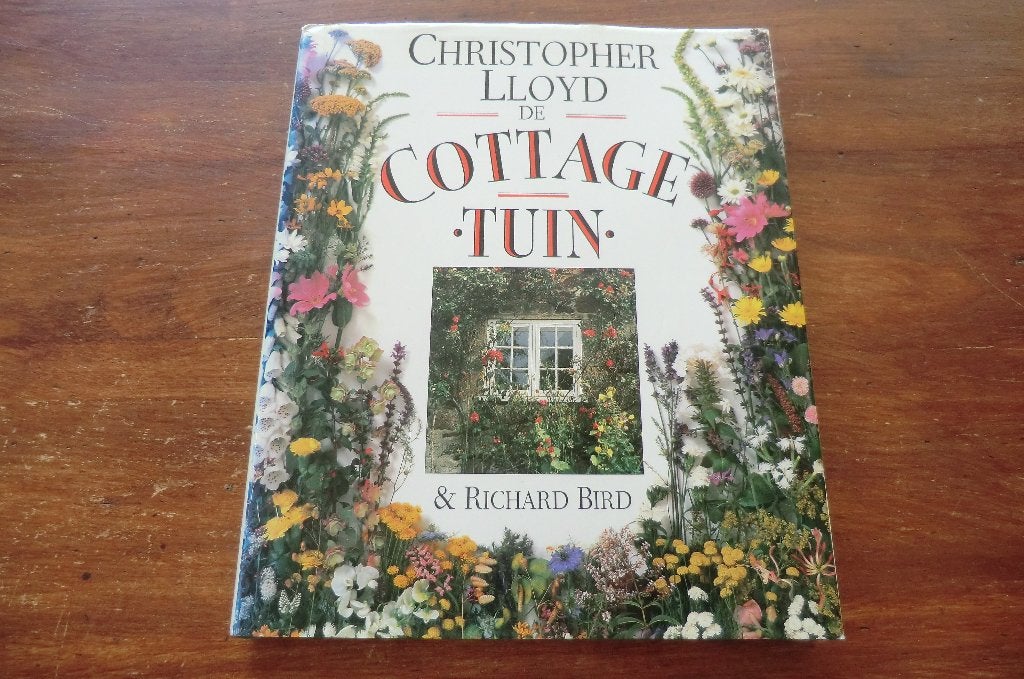 boek - De Cottage tuin - Christopher Lloyd & Richard Bird, Ophalen of Verzenden, Gelezen, Tuinontwerpen