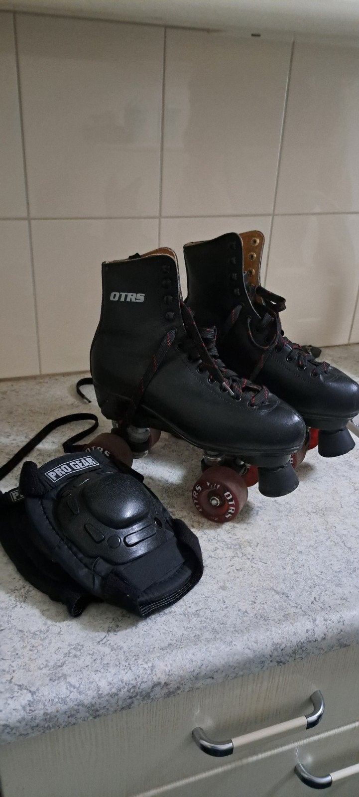 OTRS rolschaatsen maat 38 met beschermers, Ophalen of Verzenden, Gebruikt, Dames
