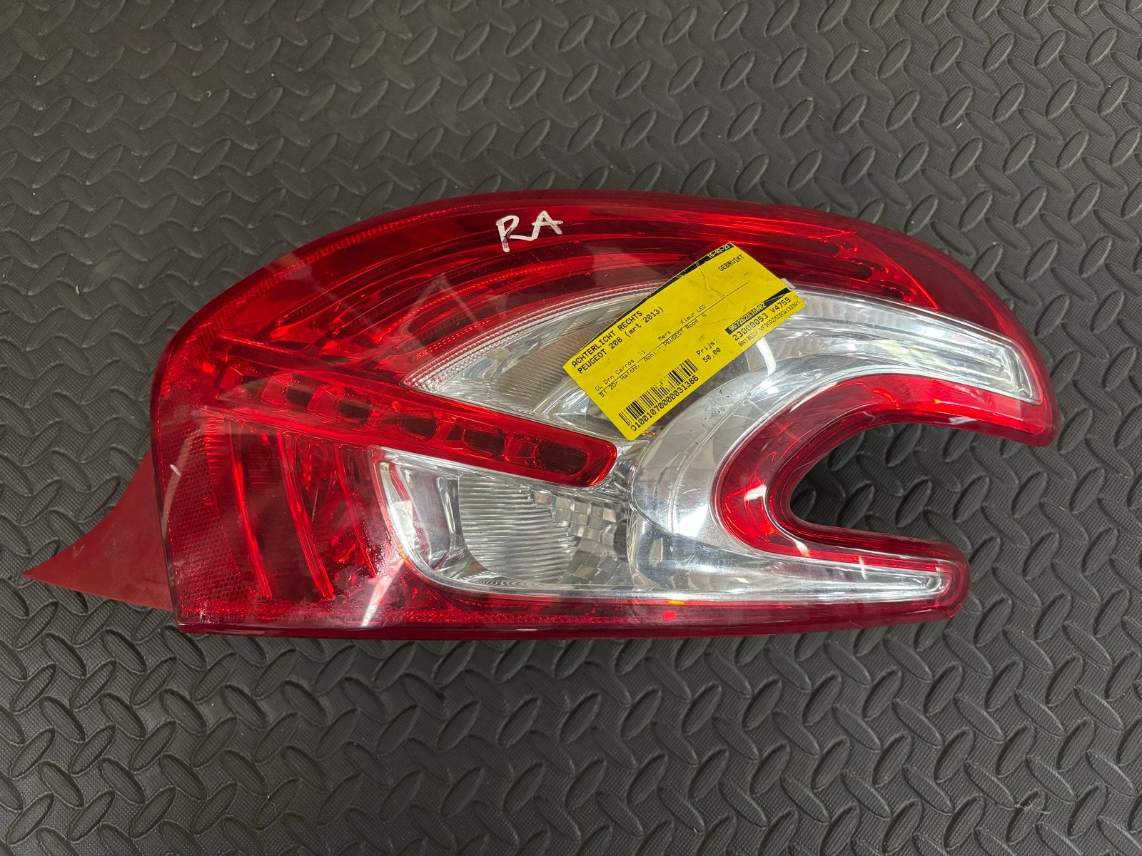 Achterlicht Rechts Peugeot 208 (mrt 2013) - Gebruikt, Ophalen, Gebruikt, Peugeot