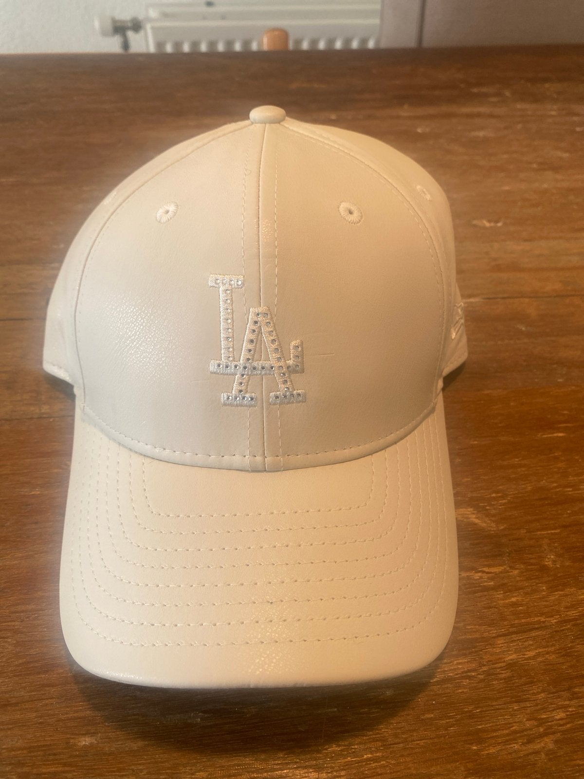 New Era LA Dodgers Pet - Crème met Strass, Ophalen of Verzenden, Nieuw, One size fits all, Pet