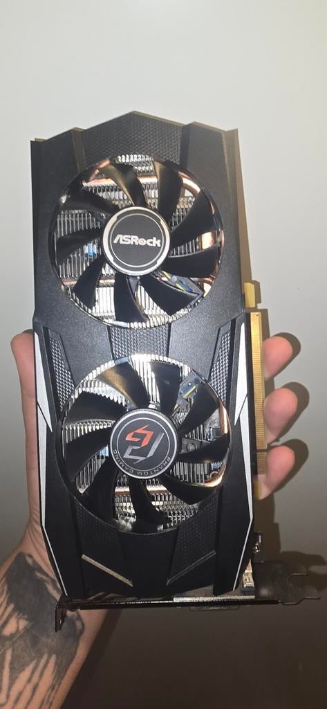 ASRock Phantom Gaming D Radeon RX 570 8G OC, Computers en Software, Videokaarten, PCI-Express 3, Gebruikt, AMD, HDMI