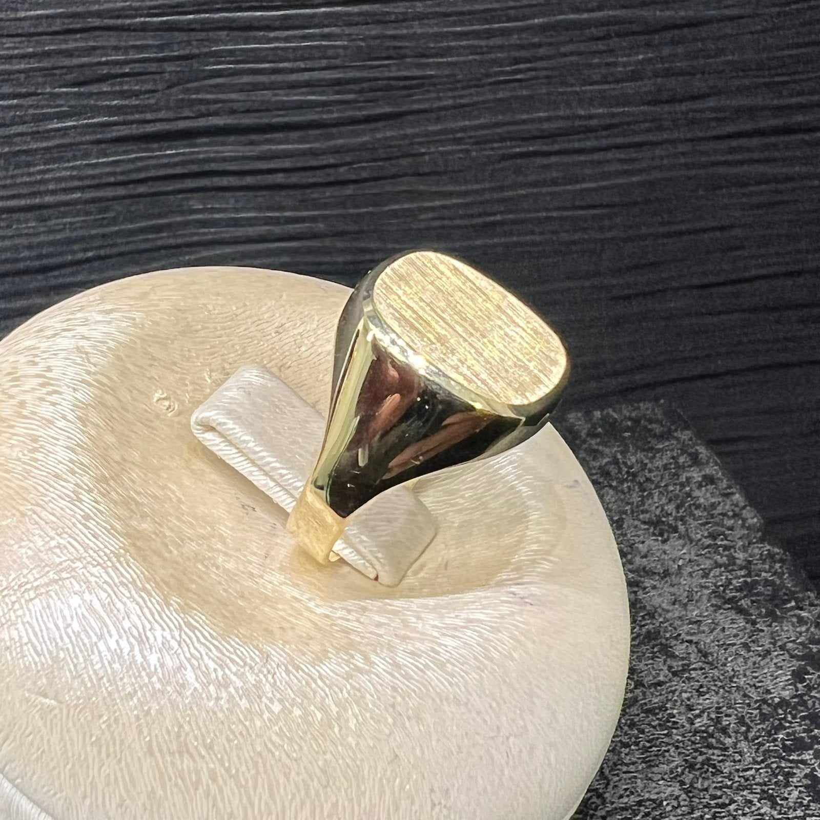 14 karaat gouden zegelring ring heren, Ophalen of Verzenden, Zo goed als nieuw, Goud, Dame