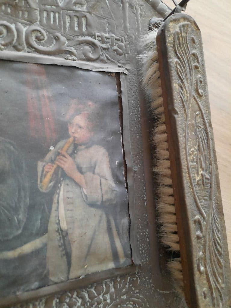Latoen borstelhouder, Antiek en Kunst, Ophalen of Verzenden