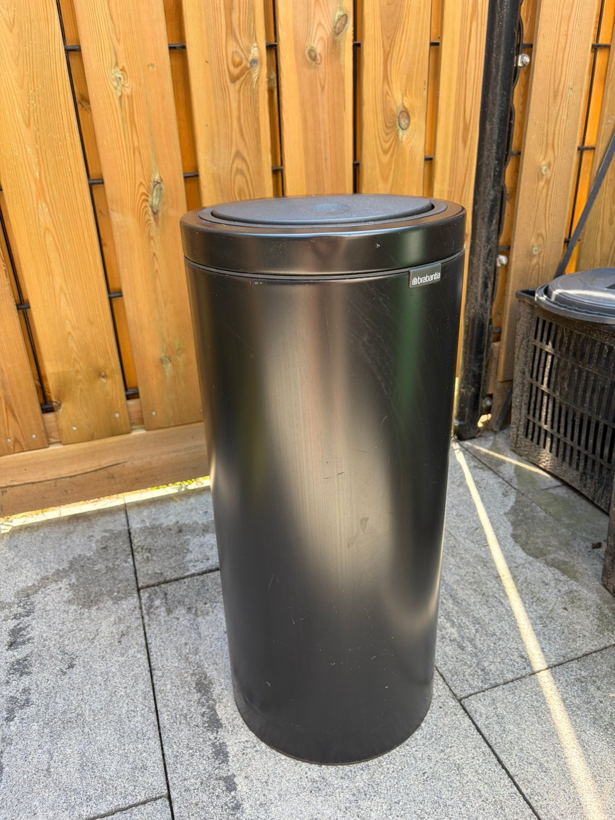 30L Brabantia prullenbak, Huis en Inrichting, Woonaccessoires | Prullenbakken, 30 tot 40 liter, Ophalen, Zo goed als nieuw, Rvs
