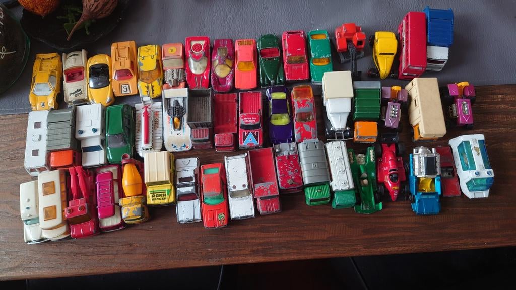 50 Oude Lesney, Matchbox en Majorette Autootjes en Trucks, Ophalen of Verzenden, Gebruikt, Auto, Matchbox