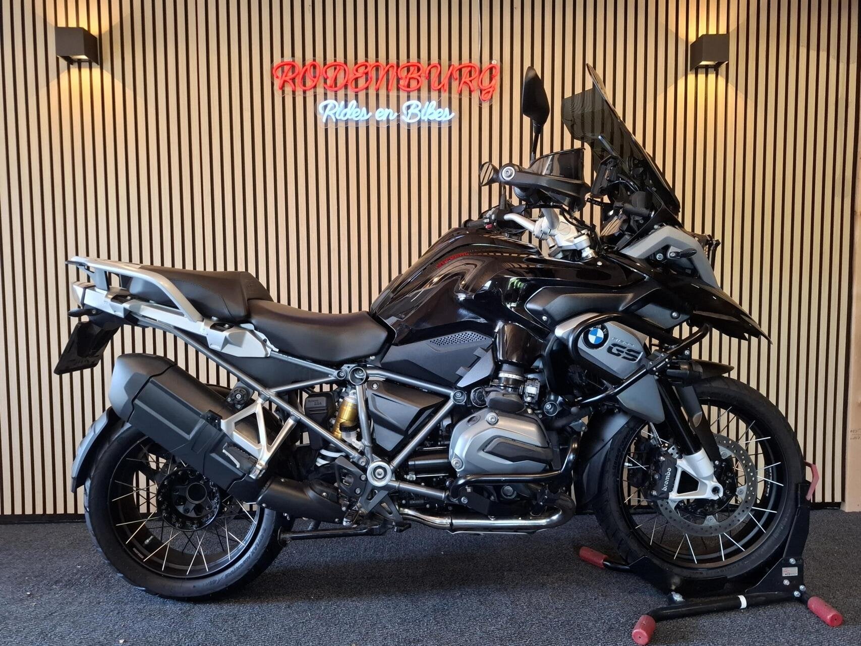 BMW R 1200 GS Triple Black DEALER ONDERHOUDEN, Motoren, Bedrijf, Toermotor, Handvatverwarming, 1170 cc