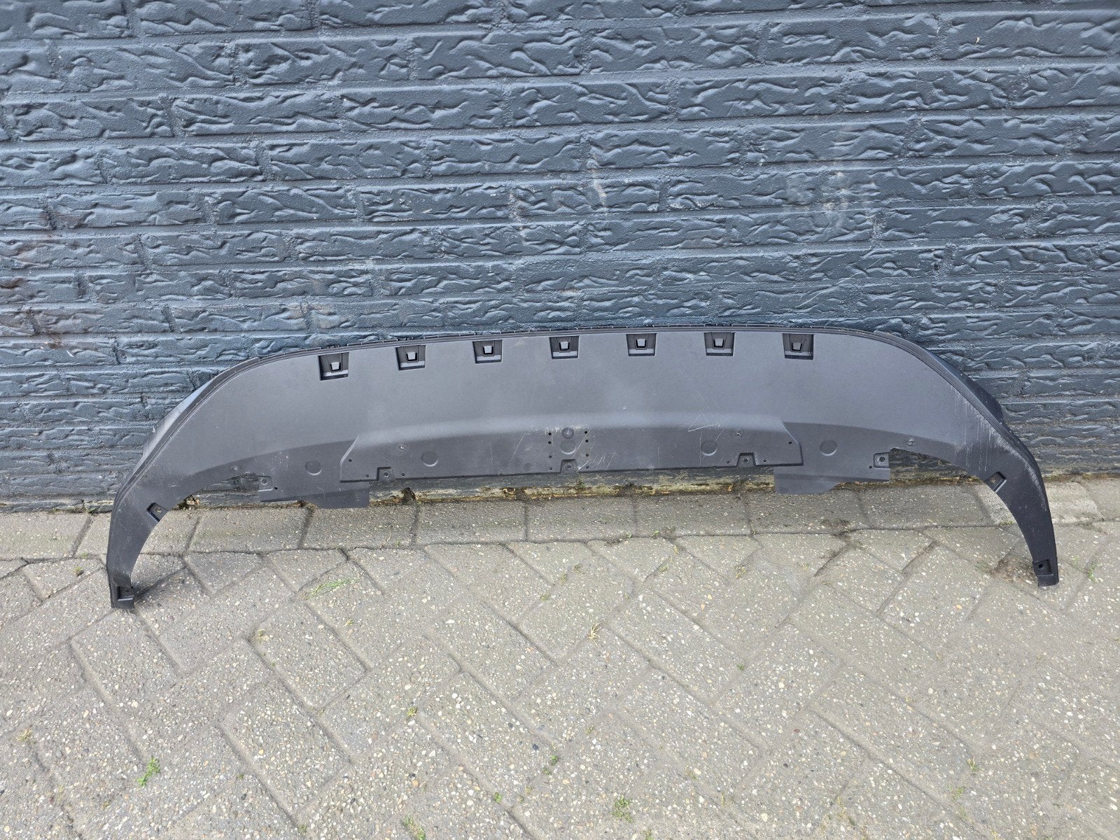 Voorbumper onderlip VW Golf 8 facelift bj 2024-heden, Gebruikt, Wolfsburg, Ophalen of Verzenden, Excellence