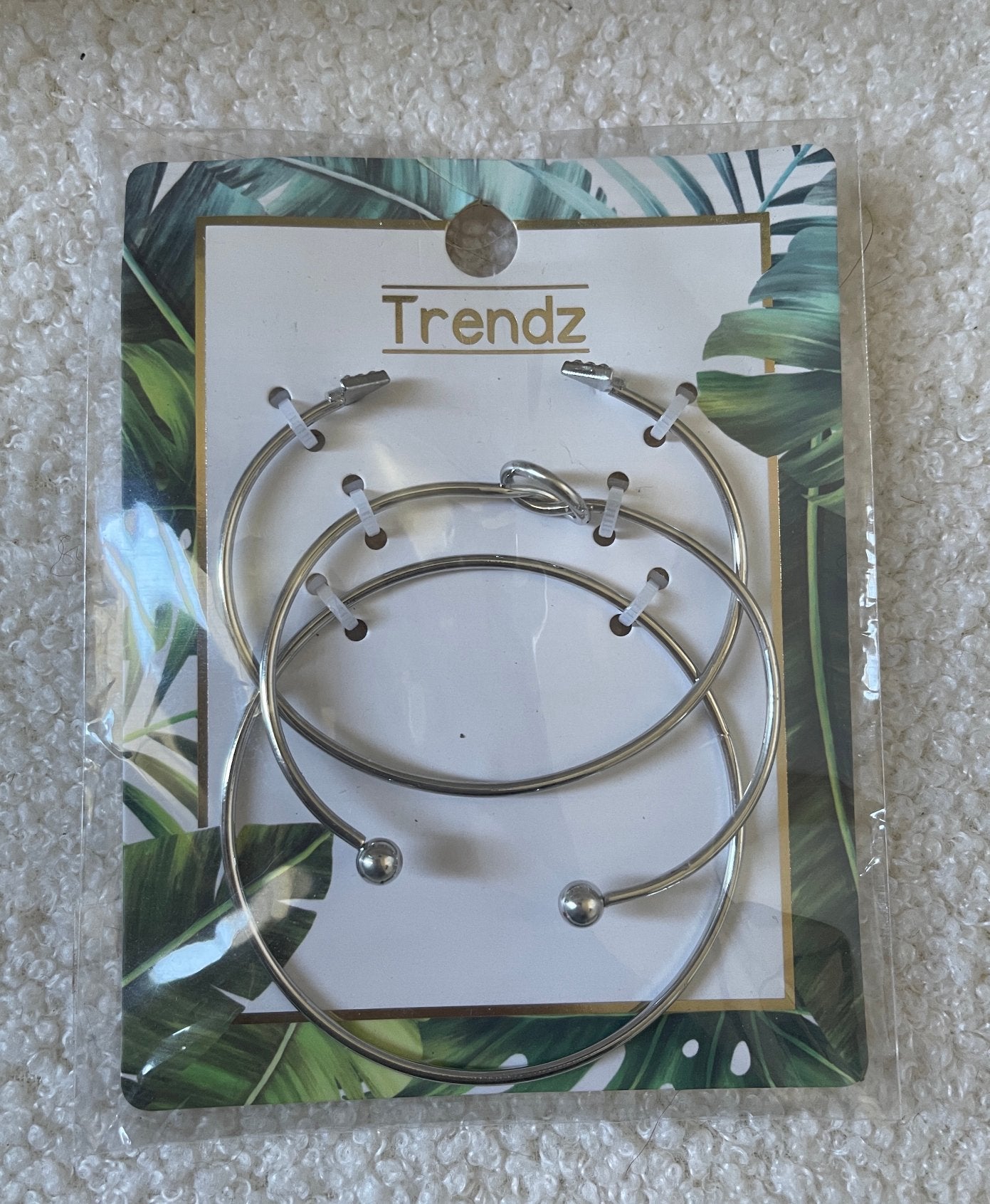Set van 3 bangle armbanden, NIEUW, Sieraden, Tassen en Uiterlijk, Ophalen of Verzenden, Nieuw, Zilver, Met bedels of kralen
