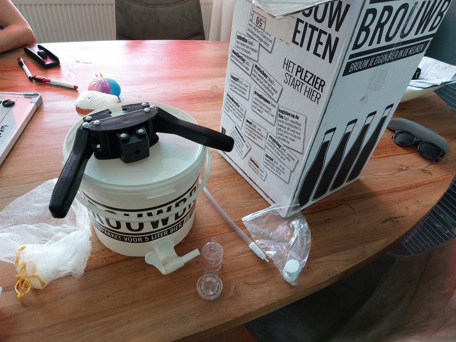 Overgebleven deel van Bierbrouw pakket - Maak je eigen bier!, Ophalen