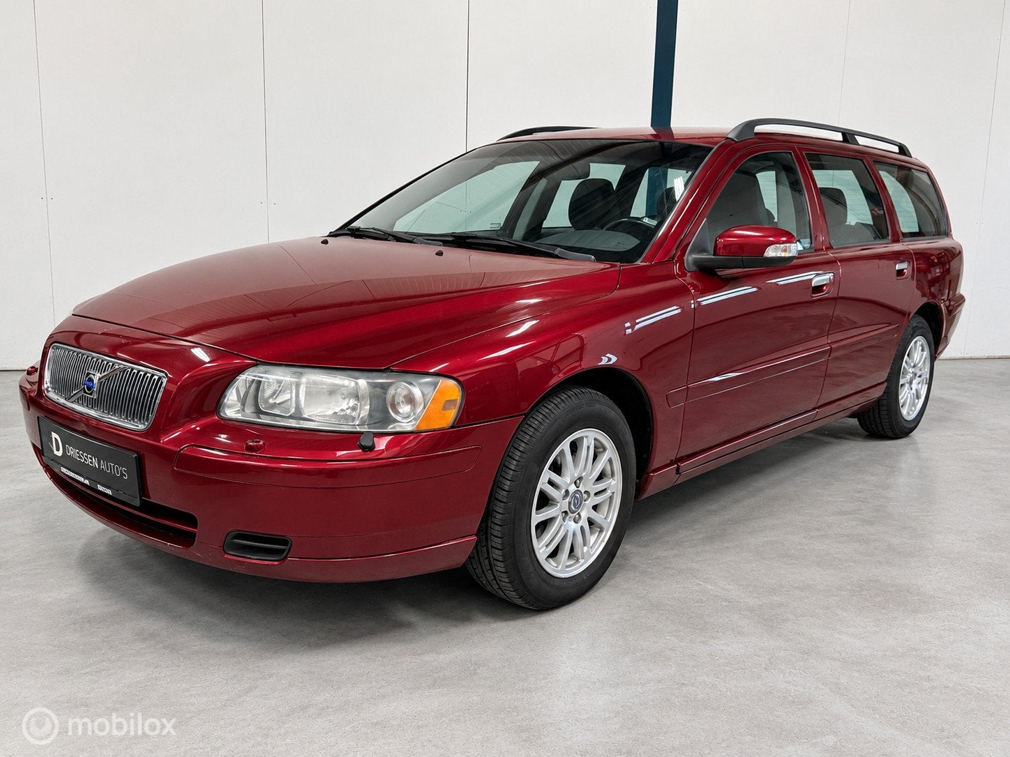 Volvo V70 2.4 Edition 170PK / AUTOMAAT / YOUNGTIMER, Auto's, Gebruikt, 1498 kg, 2435 cc, 170 pk