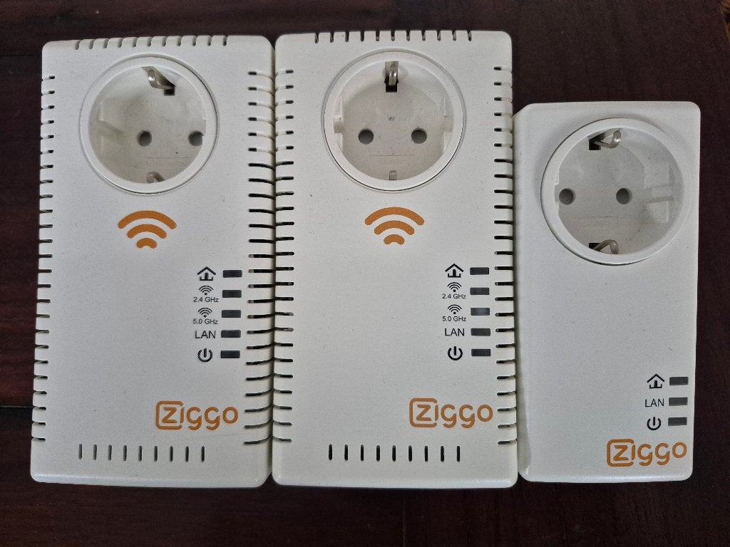 3 stuks Ziggo Powerline  adapters, Computers en Software, Powerlines, Ophalen, Gebruikt, Ziggo