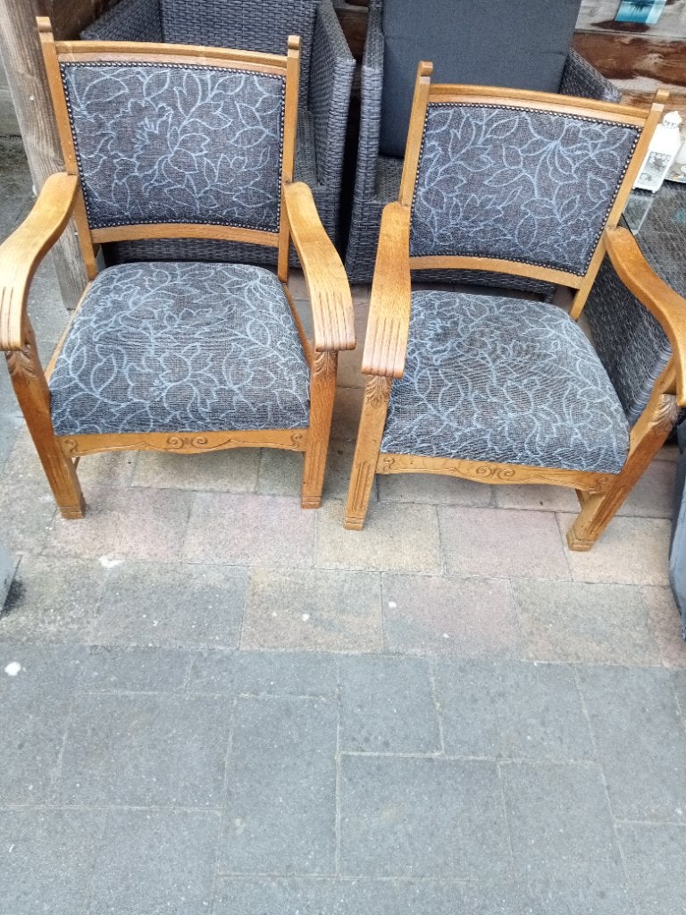 Stoelen, Huis en Inrichting, Stoelen, Ophalen, Gebruikt, Twee, Bruin