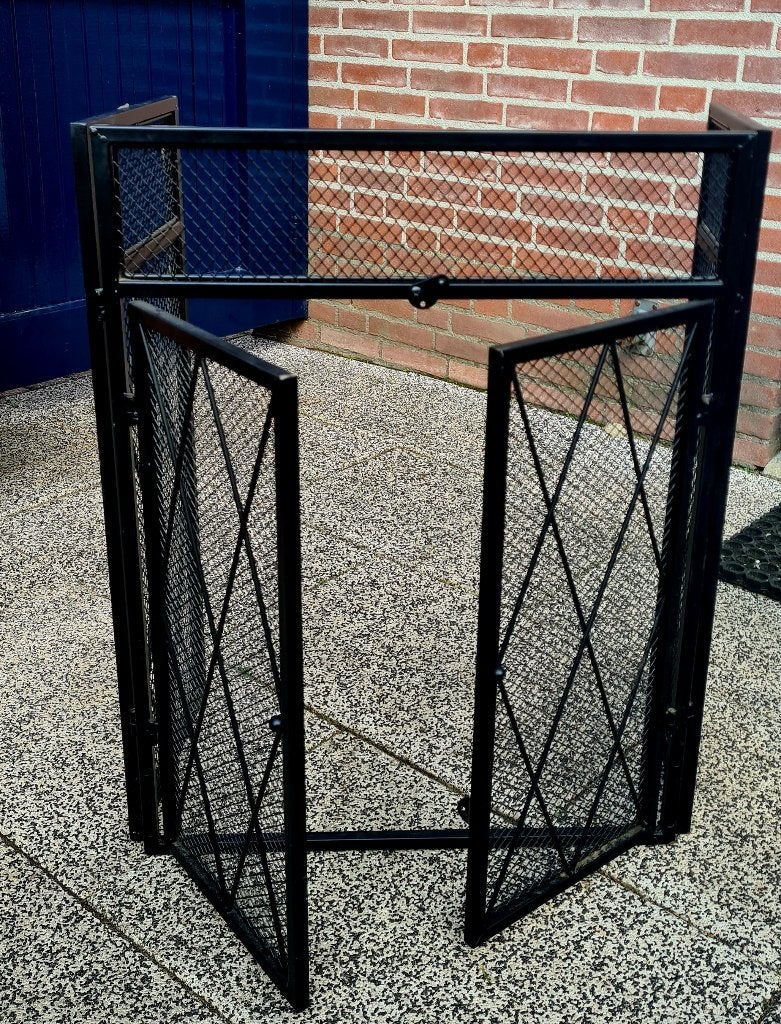 Zwart metalen haardscherm met deuren, Huis en Inrichting, Ophalen, Gebruikt, Vrijstaande haard, Houthaard