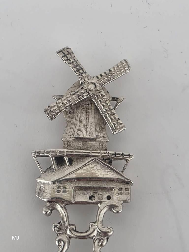 Zilveren geboortelepel "Molen"                          Z184, Antiek en Kunst, Antiek | Goud en Zilver, Ophalen of Verzenden, Zilver