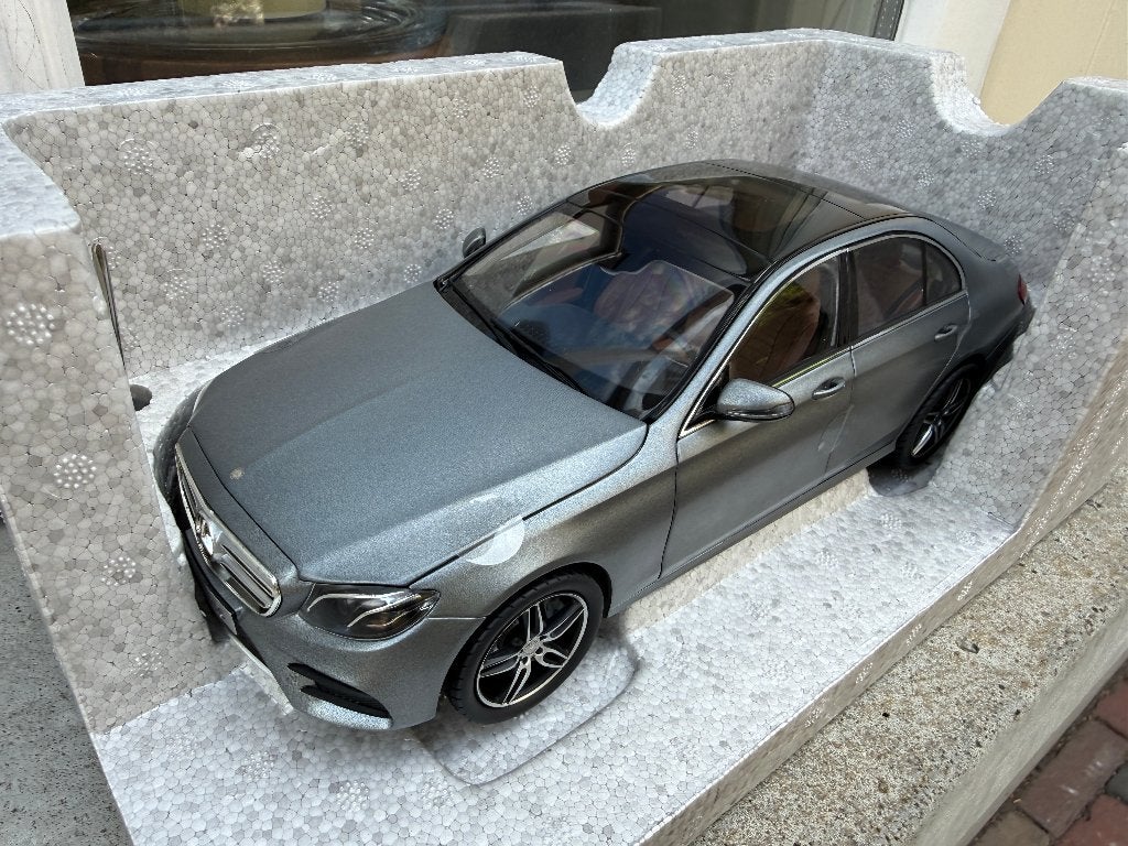 1:18 Mercedes W213 E-Klasse Sedan grijs 2016 iScale, Overige merken, Grosse Elbstrasse 162, 22767 Hamburg, Duitsland, Auto, Nieuw