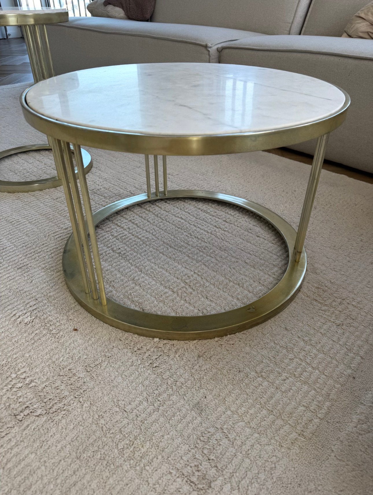 MOET NU WEG | Rivièra Maison marmeren koffie-/bijzettafels, Ophalen, Rond, 50 tot 100 cm, Minder dan 50 cm