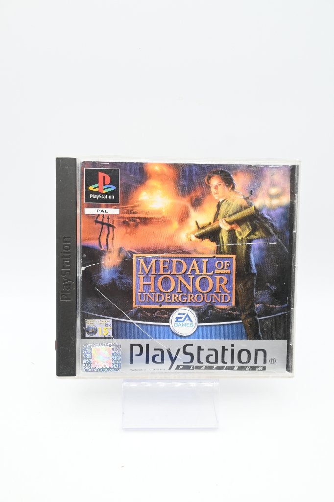 Medal of Honor Underground -  PS1 scheuren in hoesje, Gebruikt, Shooter, Electronic Arts, 1 speler