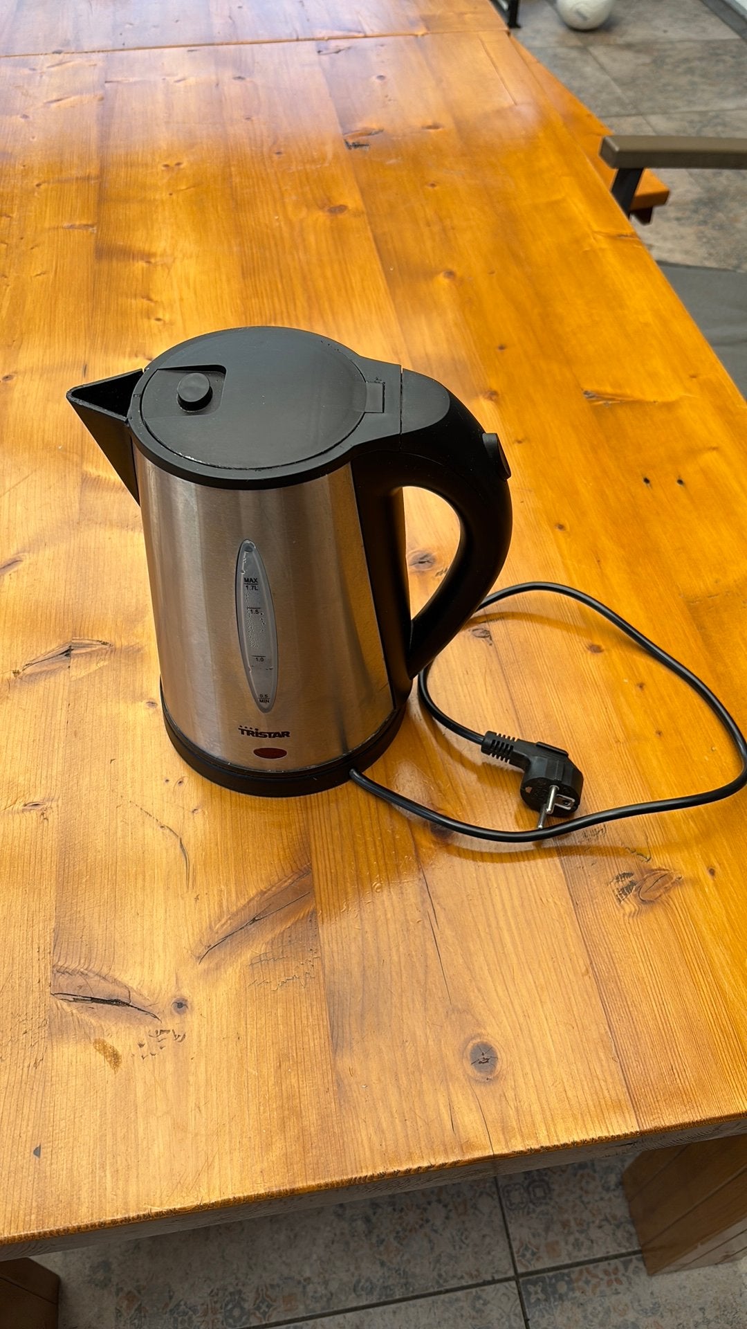 Waterkoker, 1 tot 2 liter, Ophalen, Zo goed als nieuw