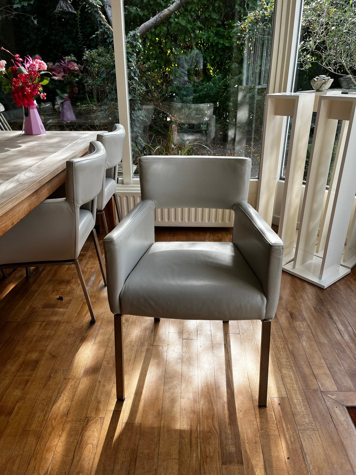 Zo goed als nieuw Foucault stoelen  2 stuks - leer, Ophalen, Zo goed als nieuw, Leer, Twee