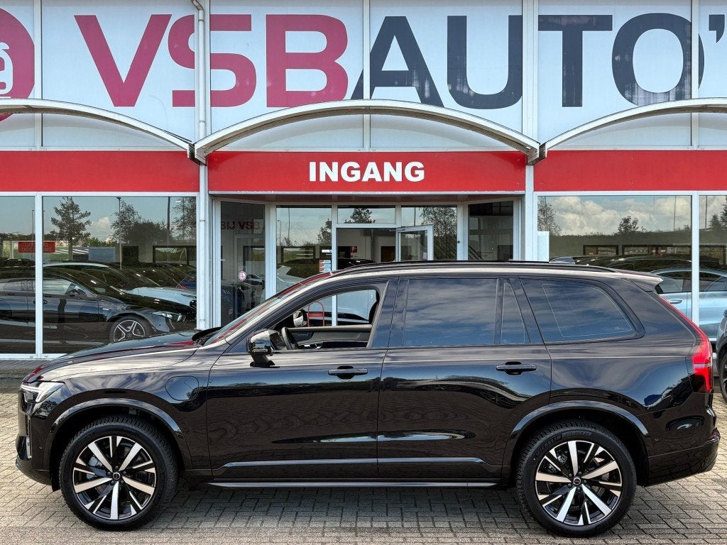 Volvo XC90 2.0 T8 PLUG IN HYBRID 456PK AWD PLUS DARK 7 PERS., Gebruikt, Huisgarantie, 7 stoelen, Zwart