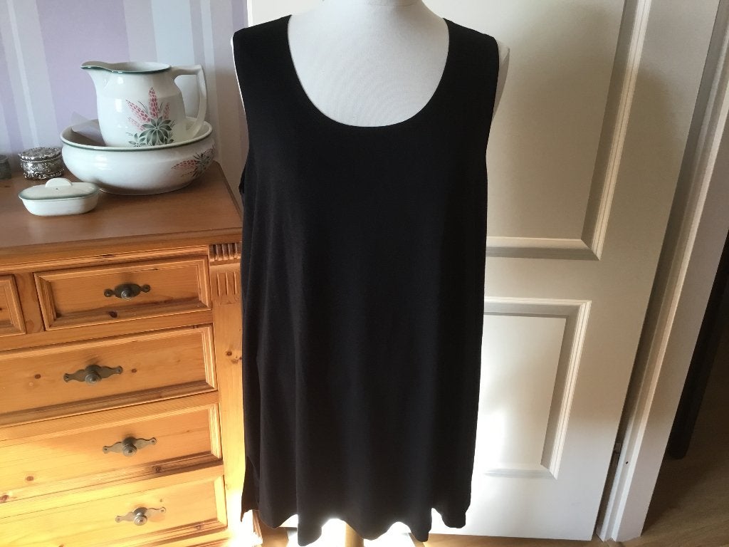 Zwarte top van x-two. Maat 1=46, Kleding | Dames, Grote Maten, X-two, Ophalen of Verzenden, Zo goed als nieuw, Blouse of Tuniek