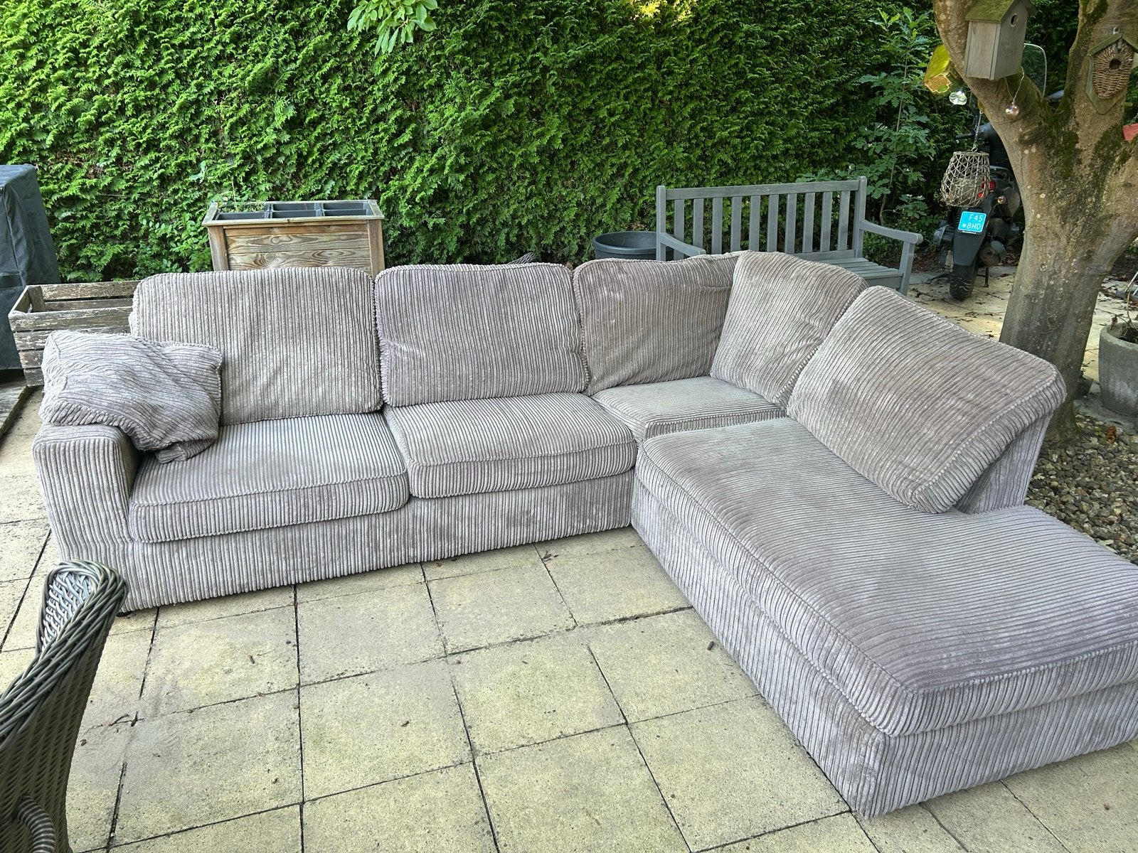 Grote Hoekbank van ribstof - Comfortabel en Ruim, Ophalen, Gebruikt, Hoekbank, 300 cm of meer