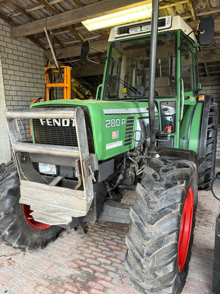 FENDT 280P met hefmast Marge!, Ophalen, Gebruikt, 7500 tot 10000, Tot 80 Pk
