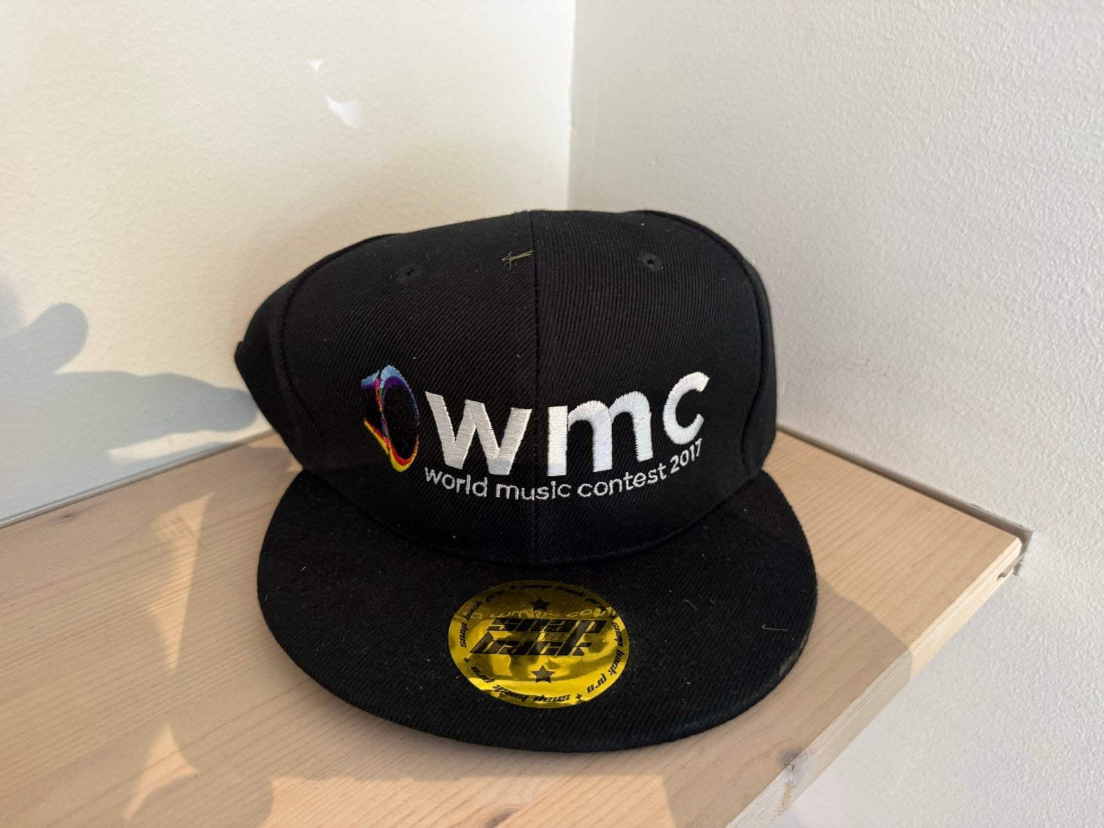 Zwarte WMC World Music Contest 2017 Pet, Ophalen of Verzenden, Nieuw, One size fits all, Pet