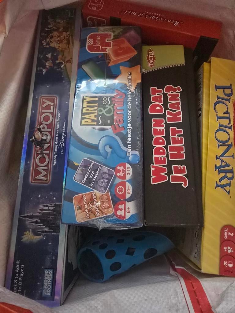 Monopoly, Party & Co, Wie is het spellen, Vijf spelers of meer, Ophalen, Gebruikt, Diverse (Jumbo, Parker Brothers, Hasbro, Tactic)
