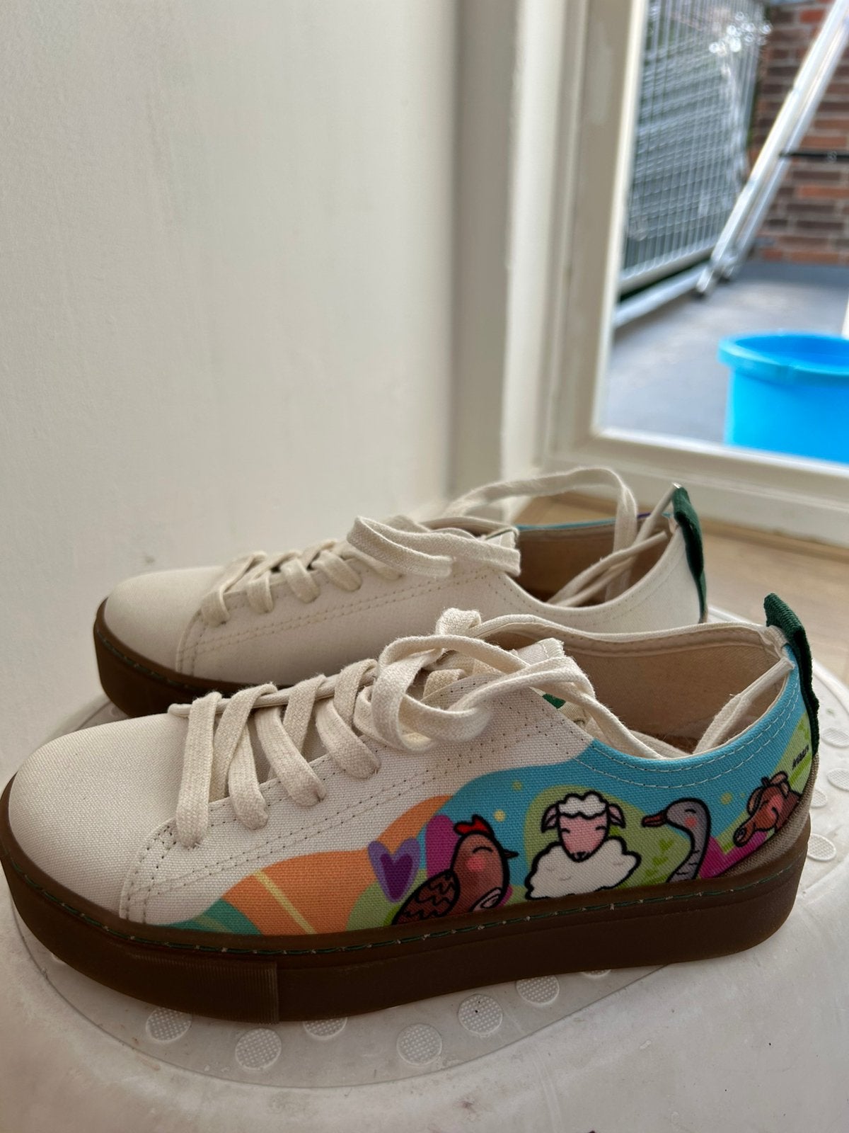 Ecological Shoes, Beige, Ophalen of Verzenden, Sneakers of Gympen, Zo goed als nieuw