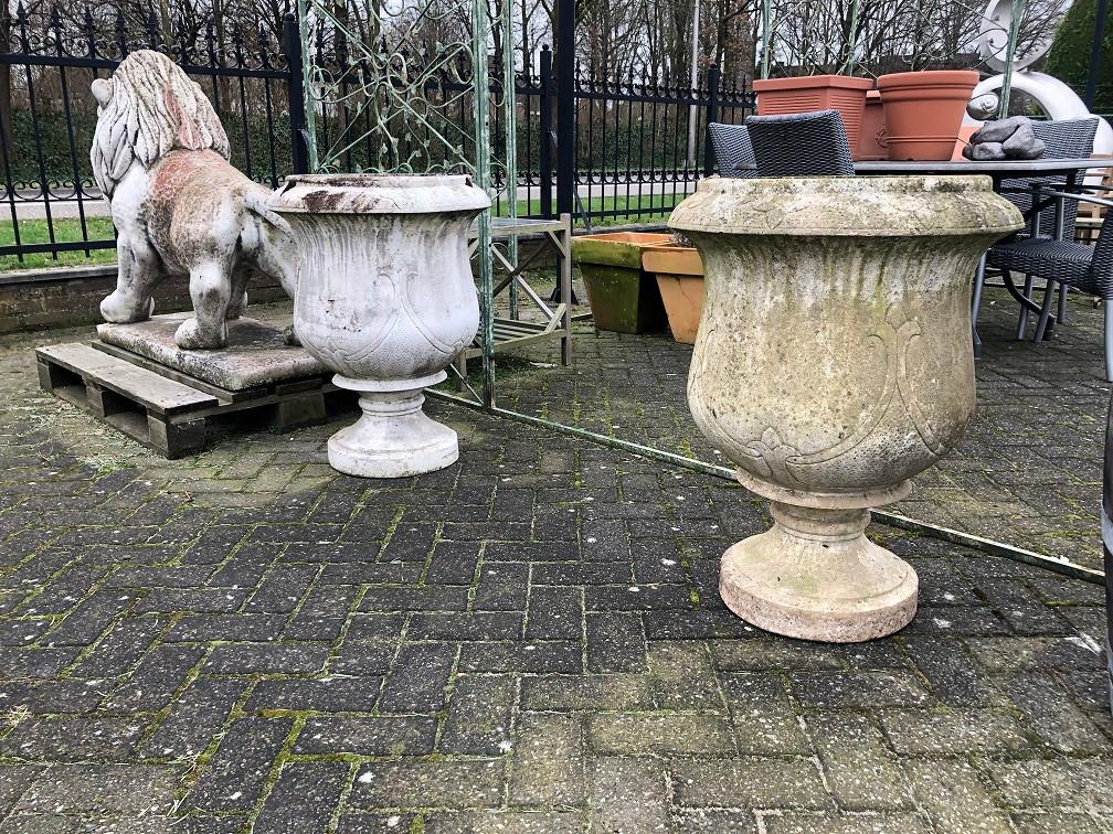 Grote oude stenen VAAS BLOEMPOT ANTIEKE POT kasteel, Antiek en Kunst, Curiosa en Brocante, Ophalen