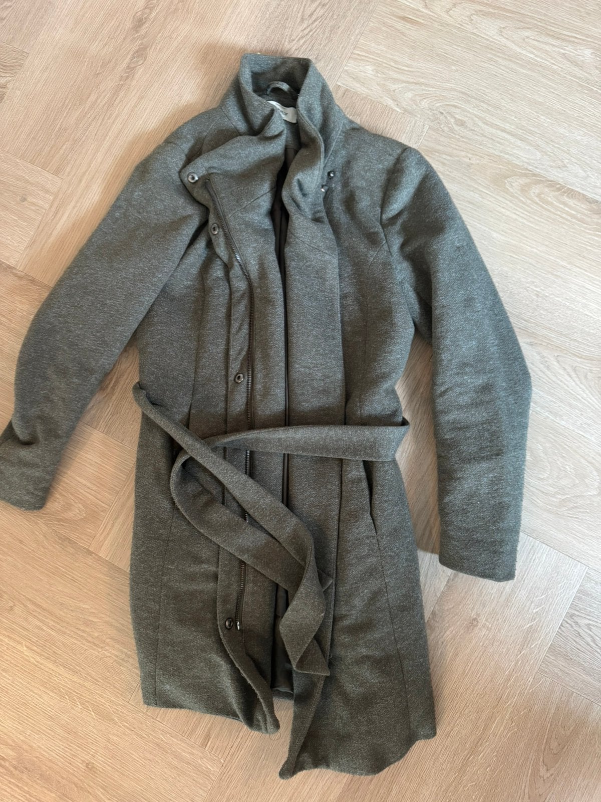 Hele leuke Tussenjas vero moda groen M, Kleding | Dames, Ophalen of Verzenden, Zo goed als nieuw, Maat 38/40 (M), Groen