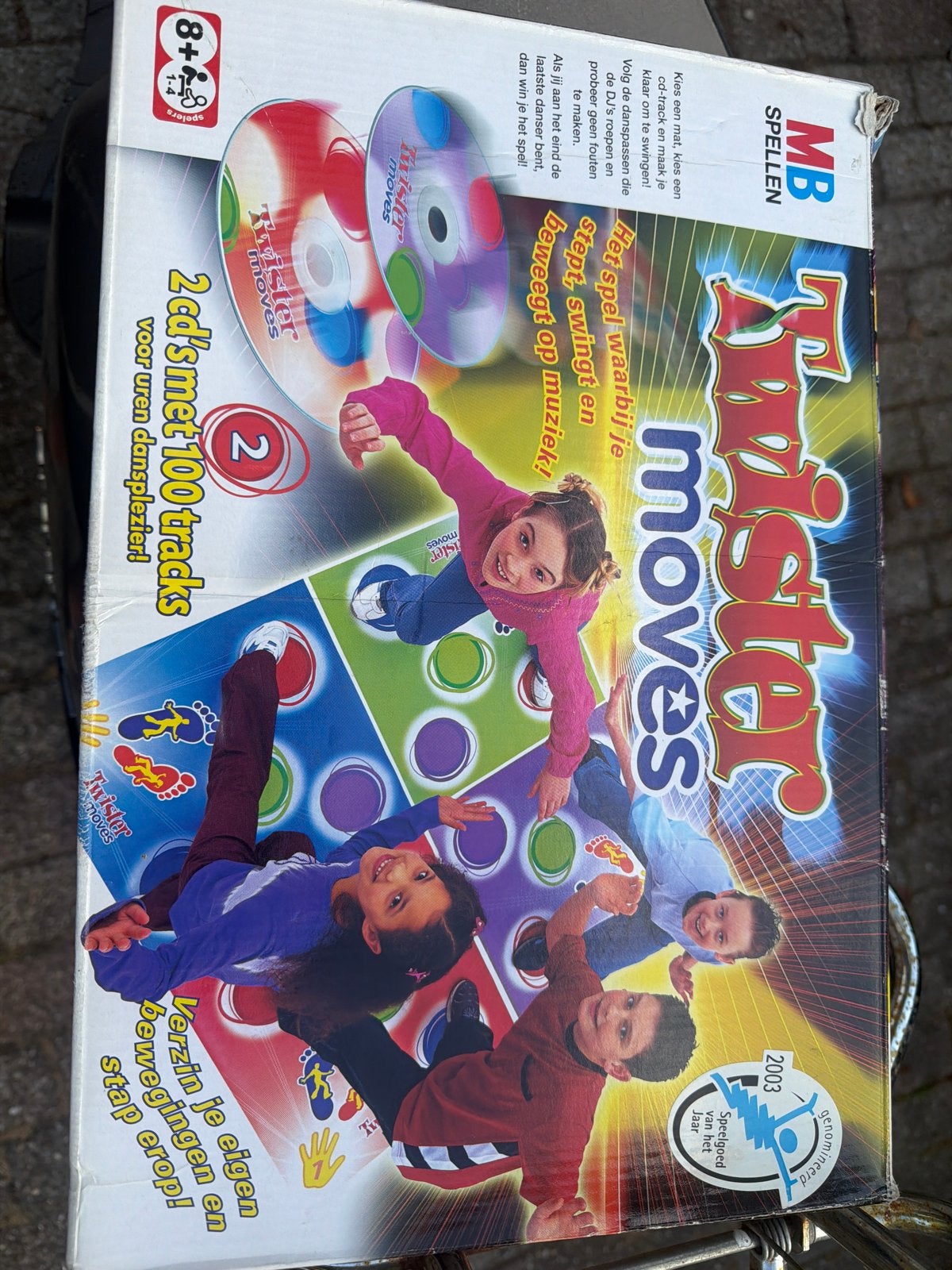 Twister Moves Dansspel met 2 CD's - MB Spellen, Ophalen, Gebruikt, Jongen of Meisje