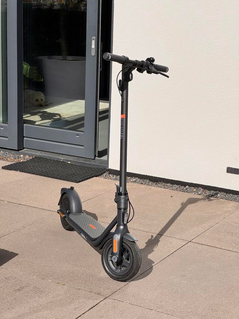 Ninebot kickscooter F2 E incl. slot en accesoires, Ophalen, Zo goed als nieuw, Elektrische step (E-scooter), Ninebot by Segway