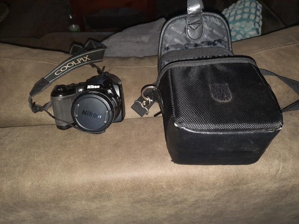 Nikon Coolpix L120 Digitale Camera met Tas, Gebruikt, Compact, Ophalen of Verzenden, Nikon
